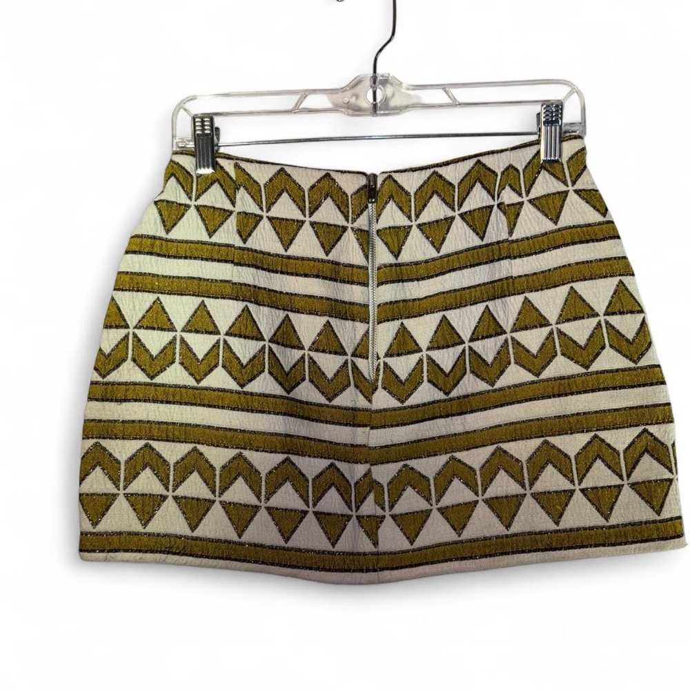 Zara Olive and Cream Geometric Embroidered Mini Skirt - Picture 3 of 8